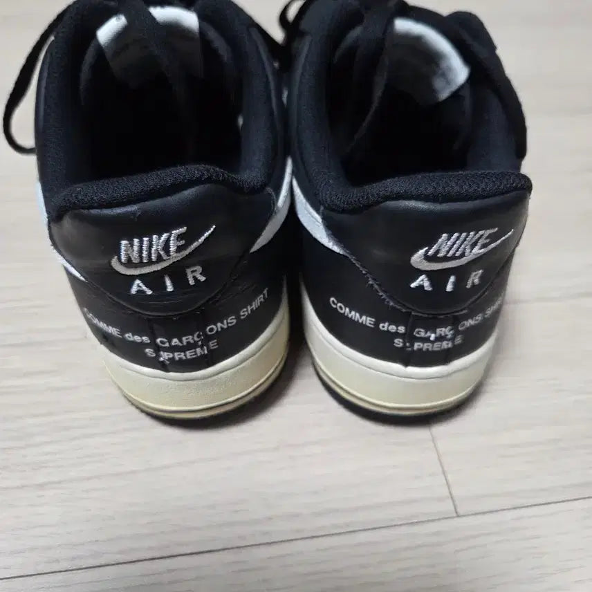 [BUNJANG] Nike Air Force 1 Supreme Comme des Garcons Sneakers / 265 에어포스 슈프림 꼼데가르송
