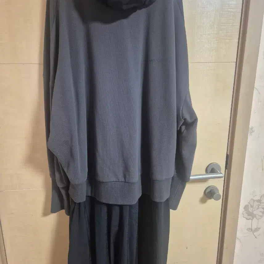 [SOLD OUT] 시스템 후드 레이어드 원피스