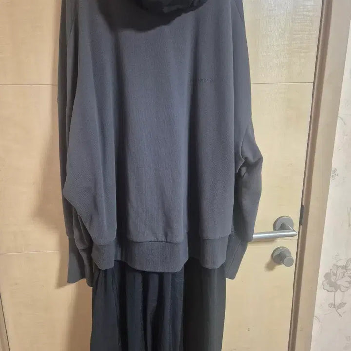 [SOLD OUT] 시스템 후드 레이어드 원피스