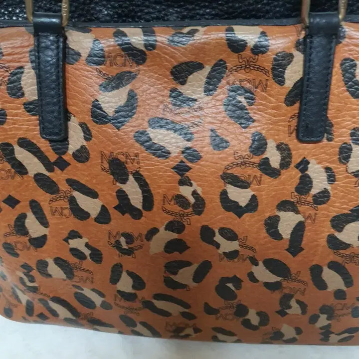 [BUNJANG] MCM Leopard Shoulder Bag / 정품 mcm 레오파드 숄더백