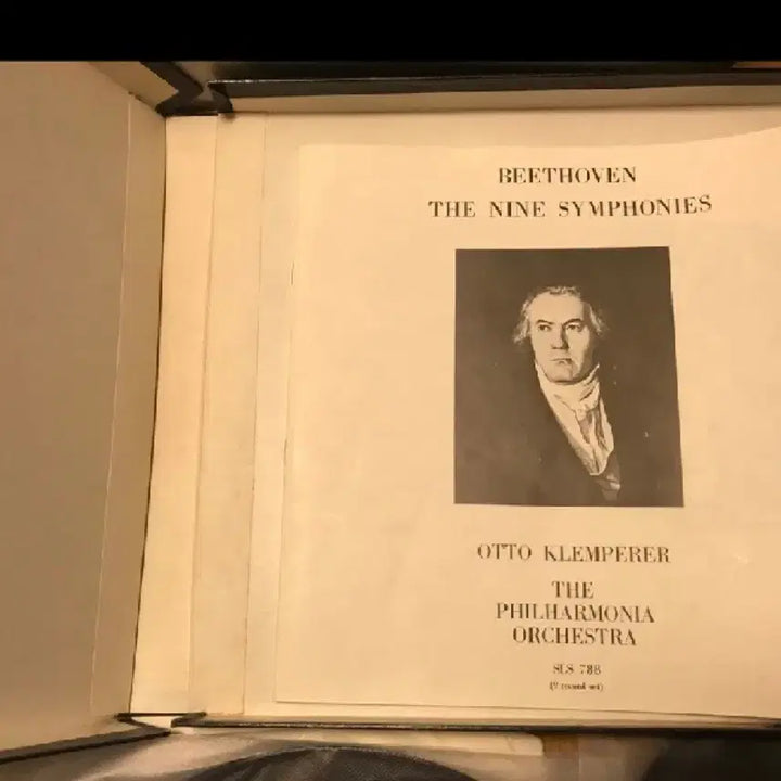 [BUNJANG] Otto Klemperer Beethoven Symphony No. 1-9 Complete Works &amp; Overtures 9LP Box Set / 수입 9LP) 오토클렘페러 - 베토벤 교항곡 1-9번 전곡집외