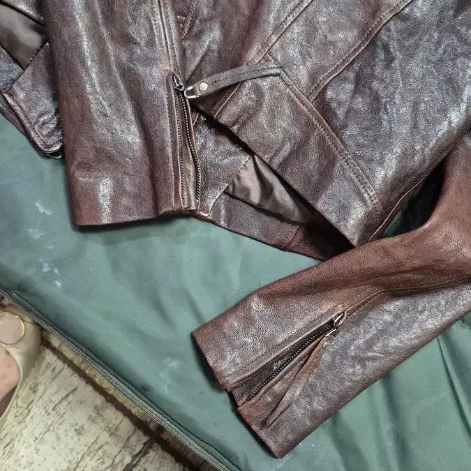 [BUNJANG] Maje Lambskin Cropped Leather Jacket / 마쥬   양가죽   크롭  자켓