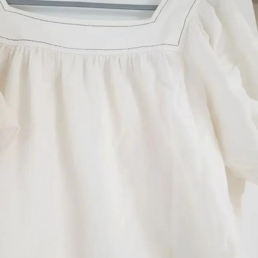 [BUNJANG] Ivory Blouse Bundle Set / 아이보리 반팔 블라우스 2종 (일괄)