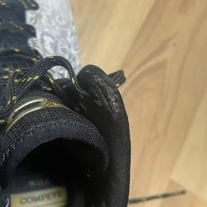 [BUNJANG] Under Armour Curry 1 Black White Sneakers / 언더아머 커리1 블랙화이트 270