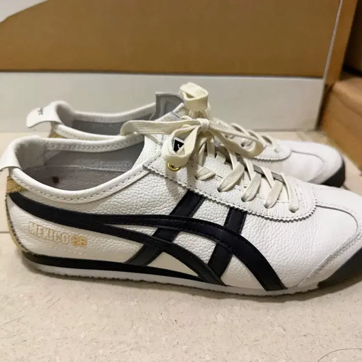 [BUNJANG] Onitsuka Tiger Mexico 66 Cream/Black Sneakers / 오니츠카타이거 멕시코66 크림/블랙 235사이즈