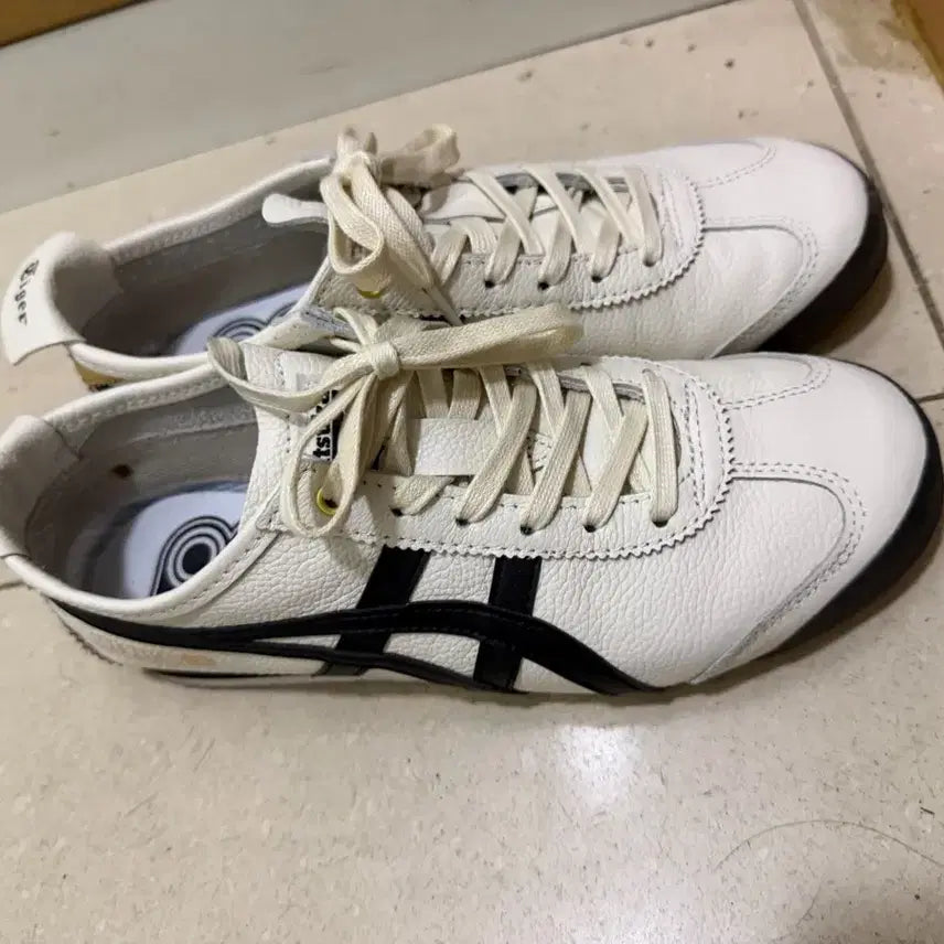 [BUNJANG] Onitsuka Tiger Mexico 66 Cream/Black Sneakers / 오니츠카타이거 멕시코66 크림/블랙 235사이즈
