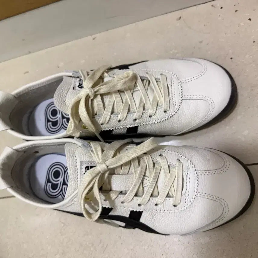 [BUNJANG] Onitsuka Tiger Mexico 66 Cream/Black Sneakers / 오니츠카타이거 멕시코66 크림/블랙 235사이즈