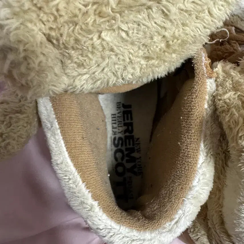 [BUNJANG] Adidas Jeremy Scott Teddy Bear Sneakers / 아디다스 제레미스캇 테디베어 245