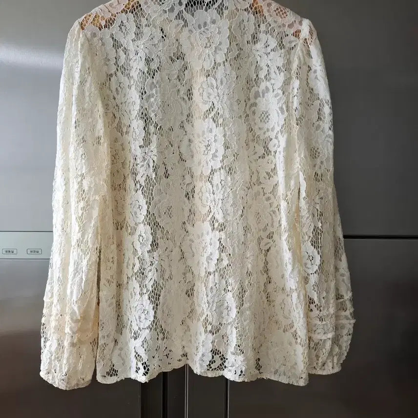 [SOLD OUT] 자라 아이보리 레이스 블라우스