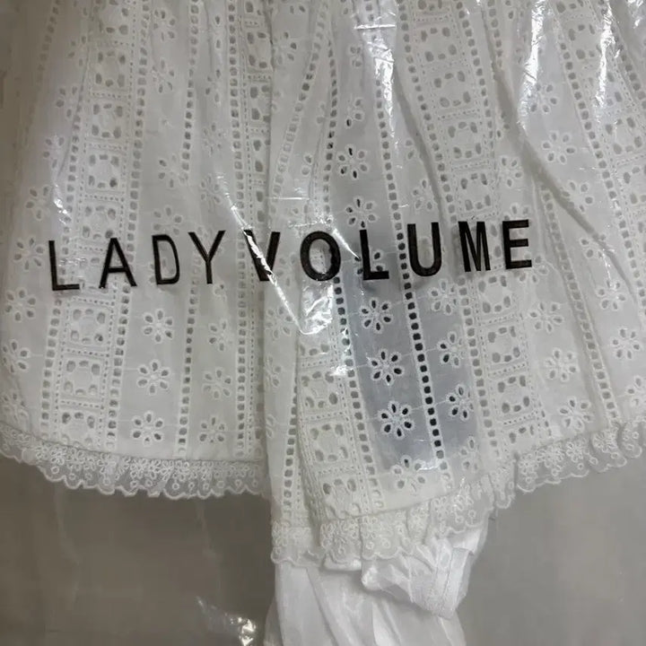 [BUNJANG] Lady Volume Cotton Lace Shorts / (새상품) 레이디볼륨 코튼 레이스 숏팬츠