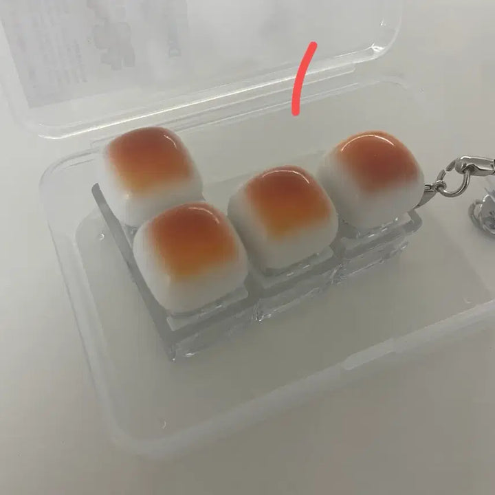 [SOLD OUT] 새상품) 구운식빵 딸깍이 키캡 키링