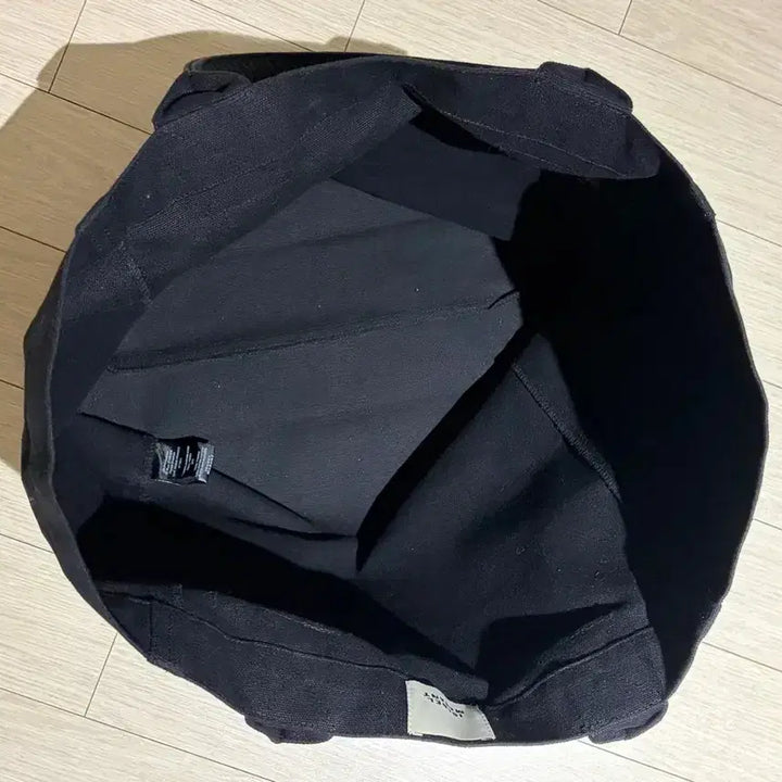 [SOLD OUT] 이자벨 마랑 스몰 옌키 로고 토트백 블랙(+이너백)