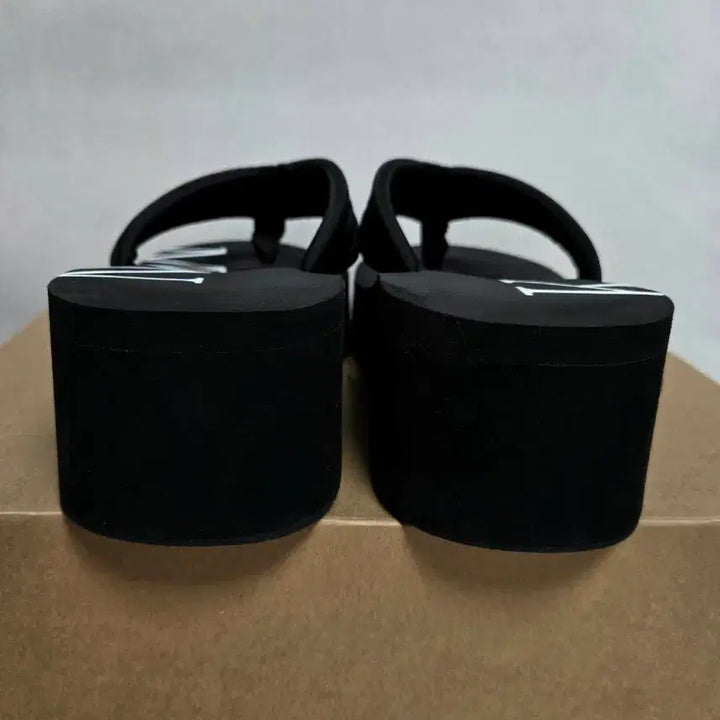 [SOLD OUT] 마뗑킴 통굽 쪼리 플립플랍 230