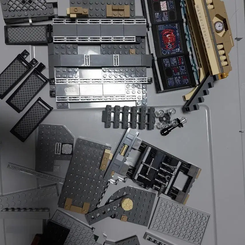 [BUNJANG] LEGO Batman The Riddler Duel Building Parts Bulk Bricks / 레고 배트맨 리들러 결투 건물 부품 벌크브릭들