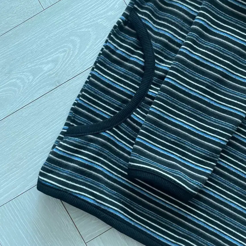[BUNJANG] Dandel Stripe Trim Hooded Long Sleeve Shirt / 단델 stripe trim hooded long sleeve BLACK