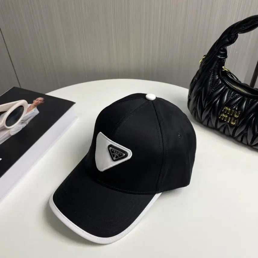 [BUNJANG] Prada Classic Black Cap / 프라다모자 클래식한