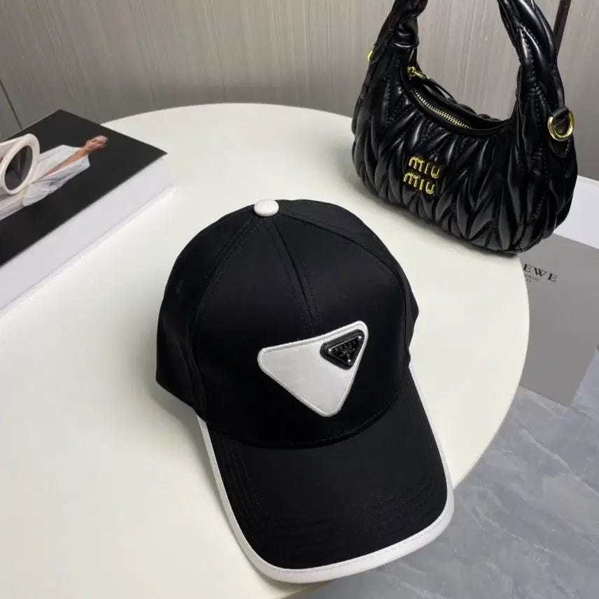 [BUNJANG] Prada Classic Black Cap / 프라다모자 클래식한