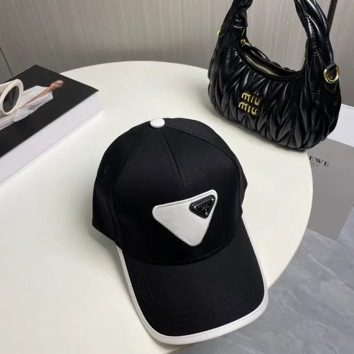 [BUNJANG] Prada Classic Black Cap / 프라다모자 클래식한