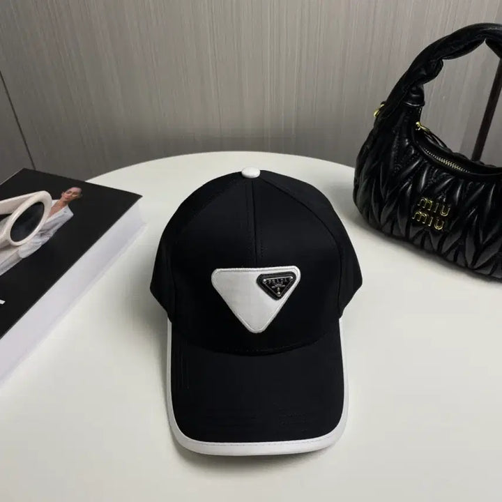[BUNJANG] Prada Classic Black Cap / 프라다모자 클래식한