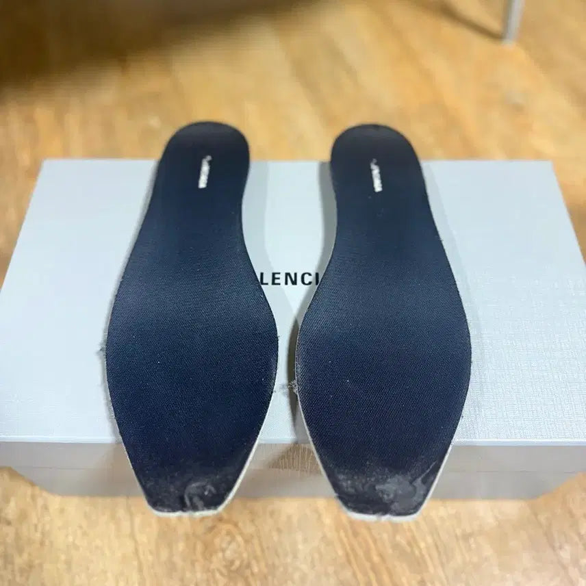 [BUNJANG] Balenciaga Space Shoe Matte 42 / 발렌시아가 스페이스슈 무광 42