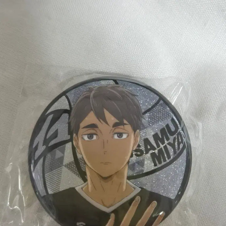 [BUNJANG] Haikyuu Osamu Miya Glitter Badge / 하이큐 미야 오사무 캔뱃지