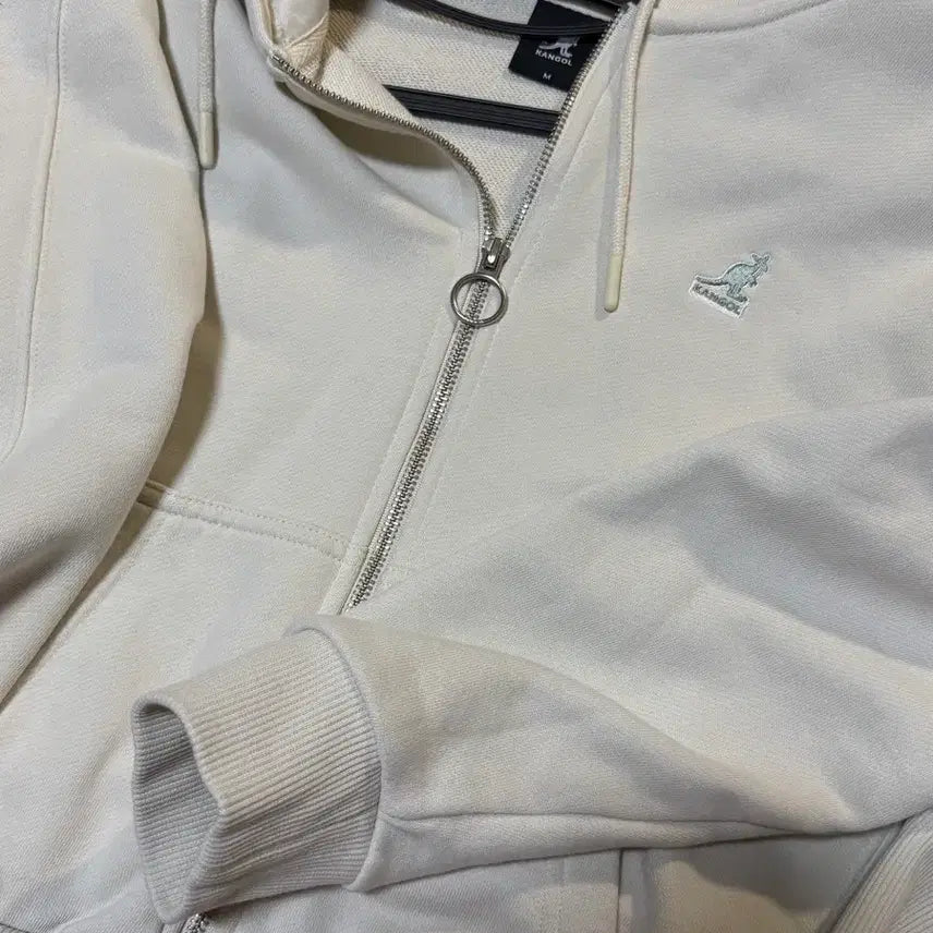 [SOLD OUT] 캉골 아이보리 후드집업 M
