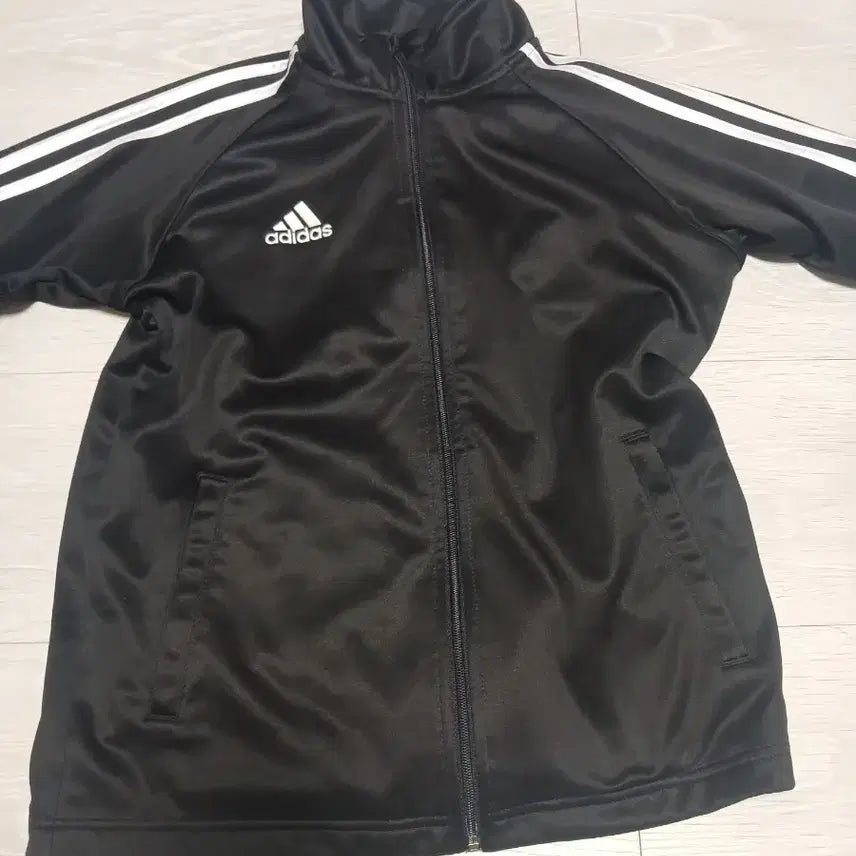 [BUNJANG] Adidas Job T-Shirt / 아디다스 직업