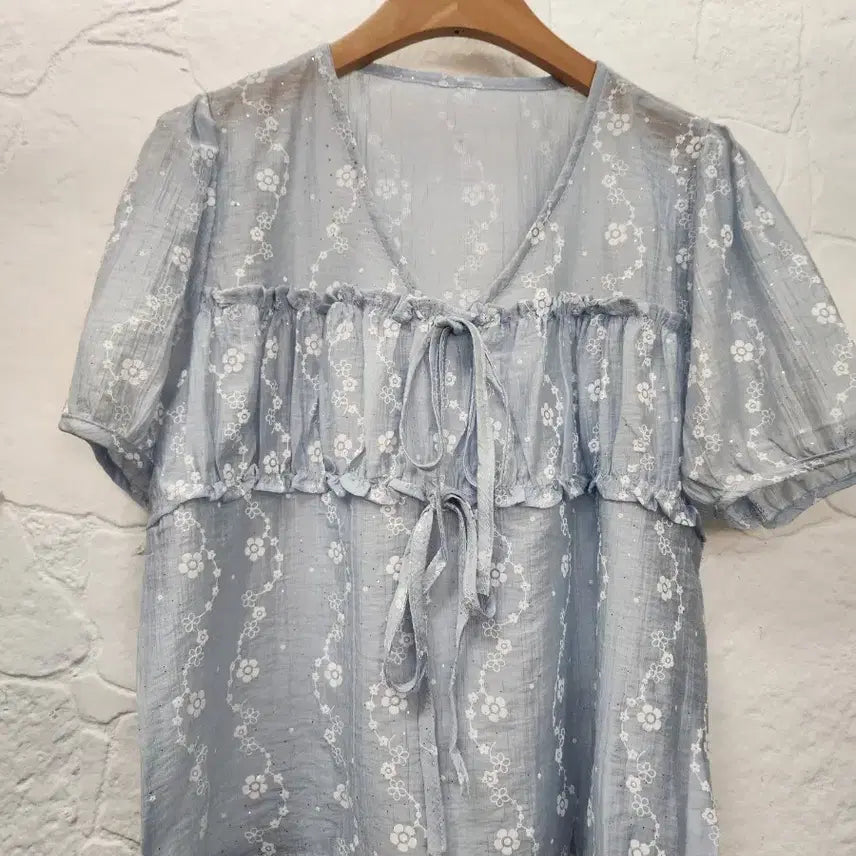 [BUNJANG] Floral See-Through Blouse / 잔꽃시스루블라우스 (새상품)