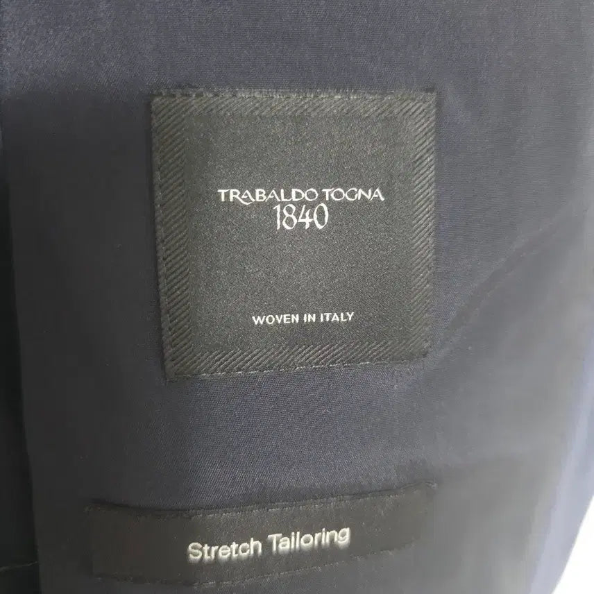 [SOLD OUT] 휴고보스 HUGO BOSS 네이비 울혼방 수트자켓 이탈리아원단 52