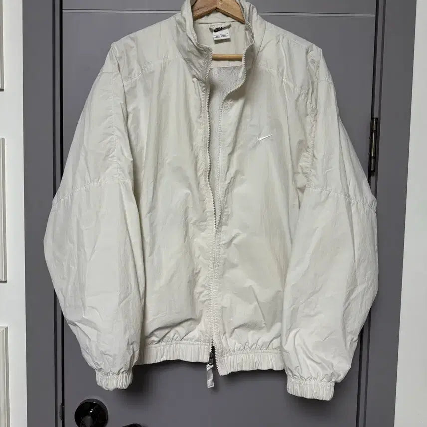 [BUNJANG] Nike Solo Swoosh Woven Track Jacket (L) / 나이키 솔로 스우시 우븐 트랙 자켓 L 깔끔