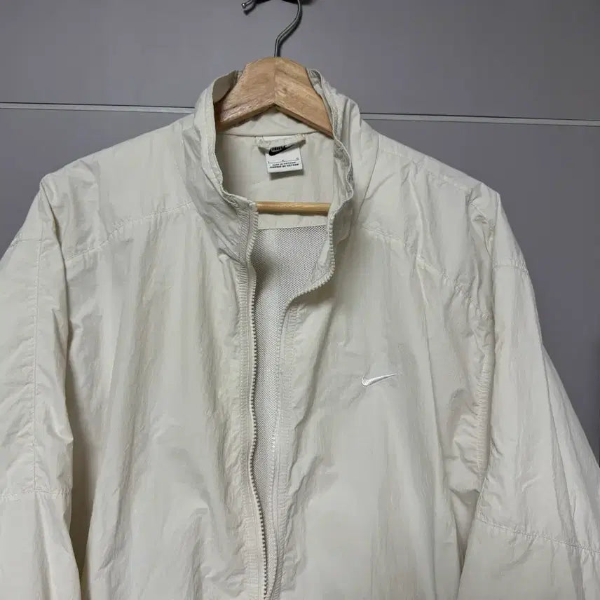 [BUNJANG] Nike Solo Swoosh Woven Track Jacket (L) / 나이키 솔로 스우시 우븐 트랙 자켓 L 깔끔