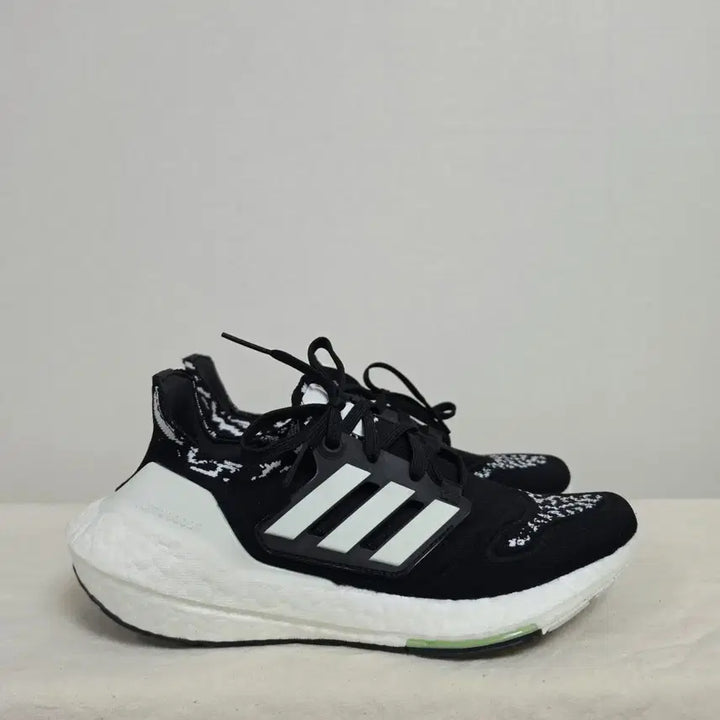 [SOLD OUT] 235아디다스 울트라부스트22  -793