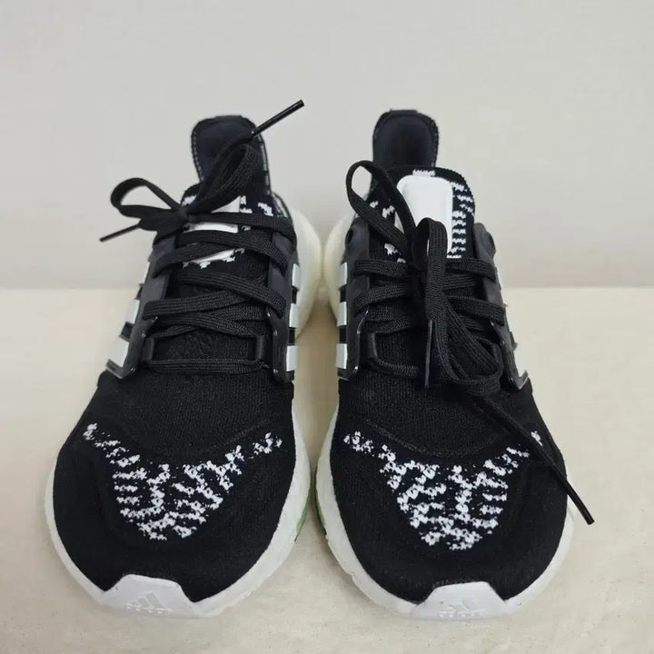 [SOLD OUT] 235아디다스 울트라부스트22  -793