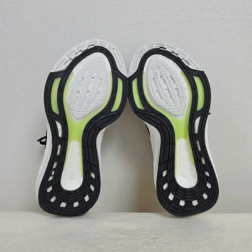 [SOLD OUT] 235아디다스 울트라부스트22  -793