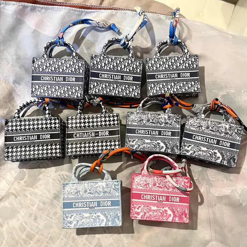 [BUNJANG] Dior Book Tote Miniature Bag Charm / 디올북토트 디올미니어처가방 키링