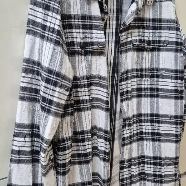 [BUNJANG] Off-White Checkered Shirt - L Oversized Fit / 오프화이트 체크 셔츠 L 오버핏 남녀공용