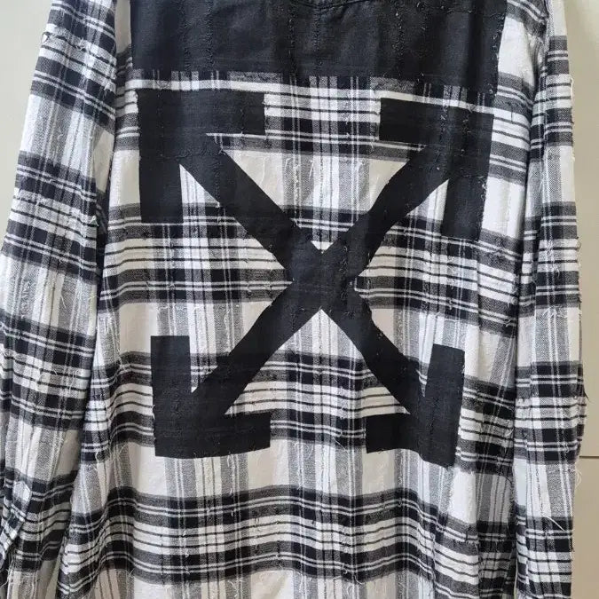 [BUNJANG] Off-White Checkered Shirt - L Oversized Fit / 오프화이트 체크 셔츠 L 오버핏 남녀공용