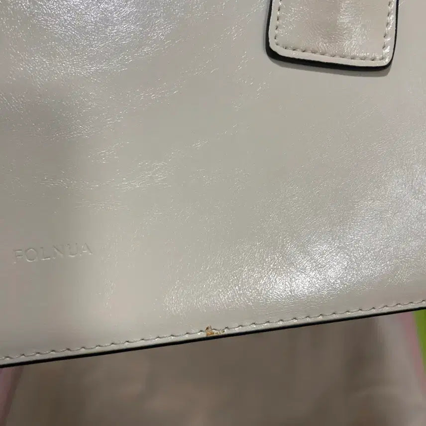 [BUNJANG] FOLNUA Ivory Boston Bag / FOLNUA 폴뉴아 아이보리 보스턴백