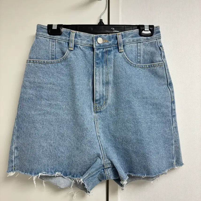 [BUNJANG] Antique J Bohemian Light Wash Denim Shorts L / 엔티크제이 보헤미안 청반바지 연청 L