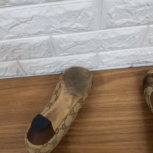 [BUNJANG] Gucci Low Heel Platform Pumps / 구찌 낮은굽 구두 230 (정품 247123) 통굽