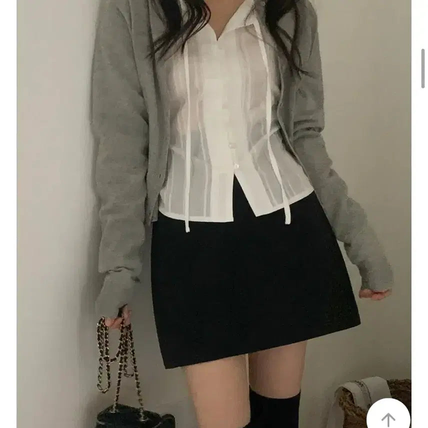 [BUNJANG] Venueet Moet Jacquard Blouse / 베뉴엣 블라우스