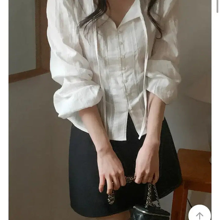 [BUNJANG] Venueet Moet Jacquard Blouse / 베뉴엣 블라우스