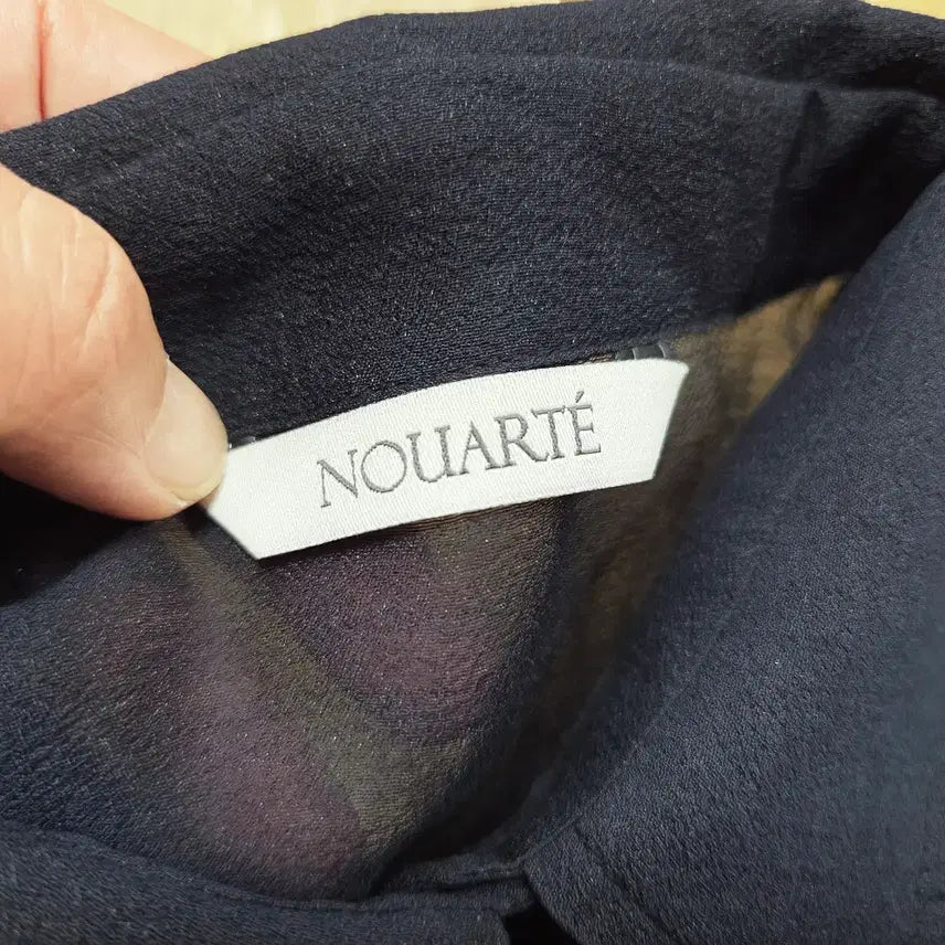 [SOLD OUT] 누아르테(NOUARTE) 글렌 시어 블라우스셔츠 55-66 새상품