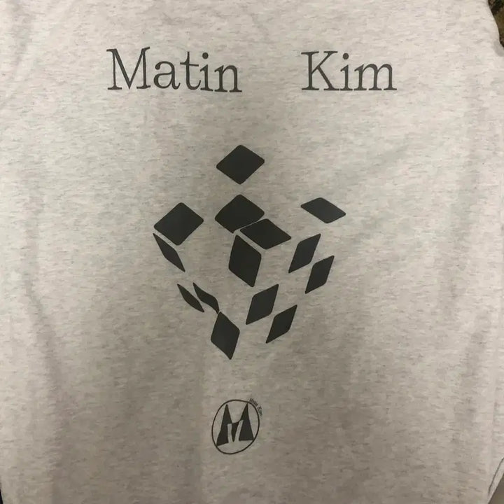[BUNJANG] Matin Kim Rubik Cube MTM Sweatshirt / 마뗑킴 MATIN RUBIK CUBE MTM