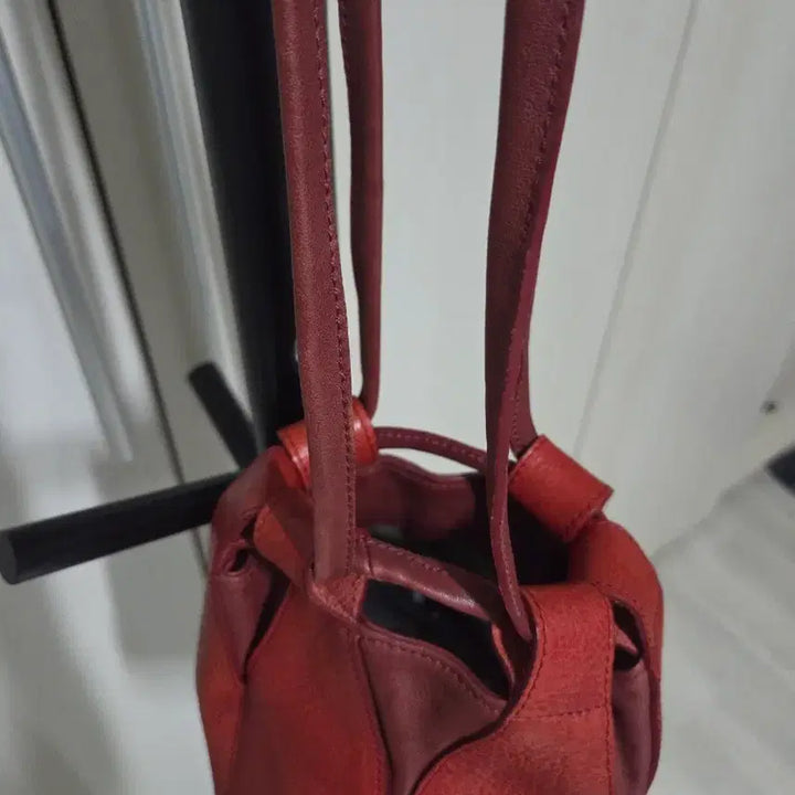[BUNJANG] YURT Leather Bucket Bag - Red Shoulder Bag / 유르트 가죽 버킷백 레드 숄더백