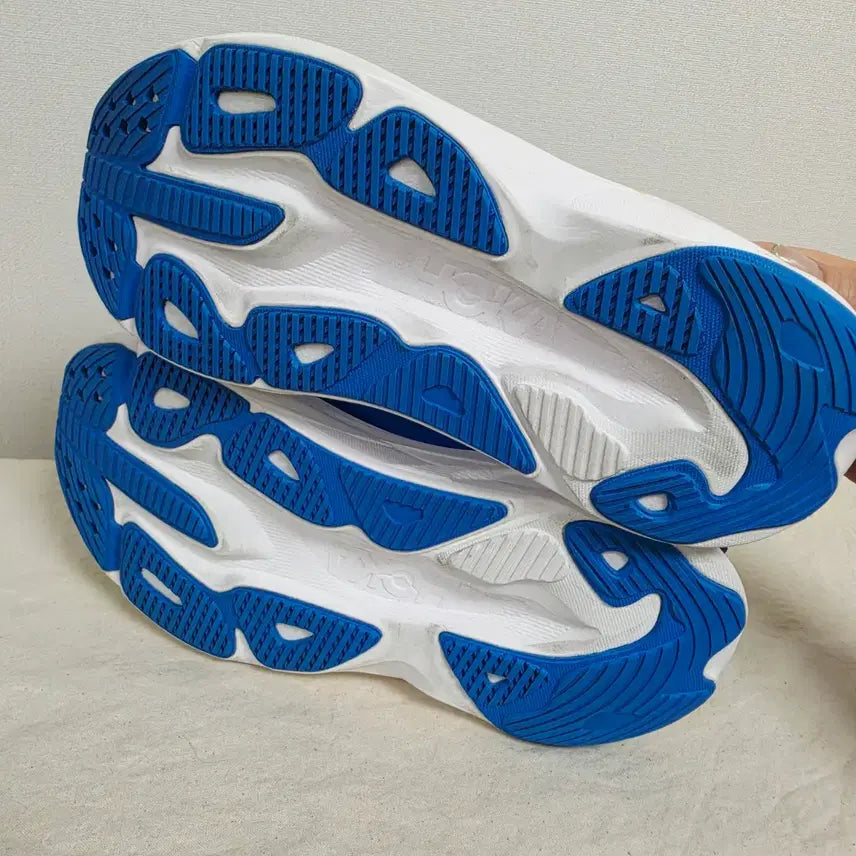[BUNJANG] Skyflow 2E Sneakers / 260호카 스카이플로우 2E  -797