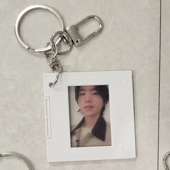 [SOLD OUT] 방탄 아리랑 앨범 위버스 특전 슈가 필름 마운트 키링