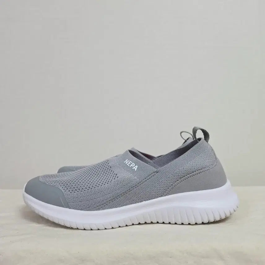 [SOLD OUT] :250네파 소피아 초경량 슬립온-799