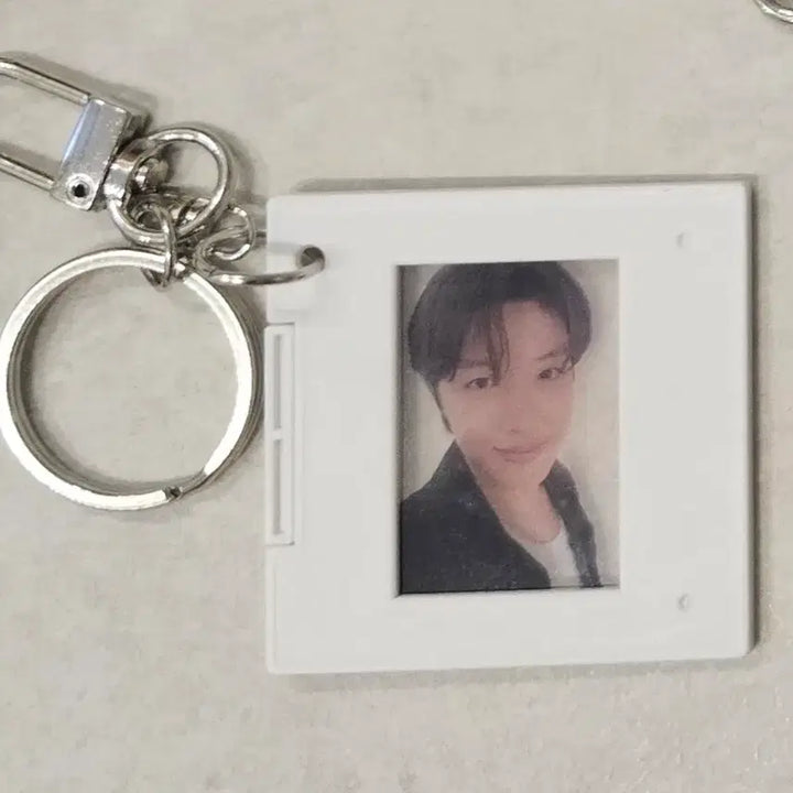 [SOLD OUT] 방탄 아리랑 앨범 위버스 특전 제이홉 필름 마운트 키링