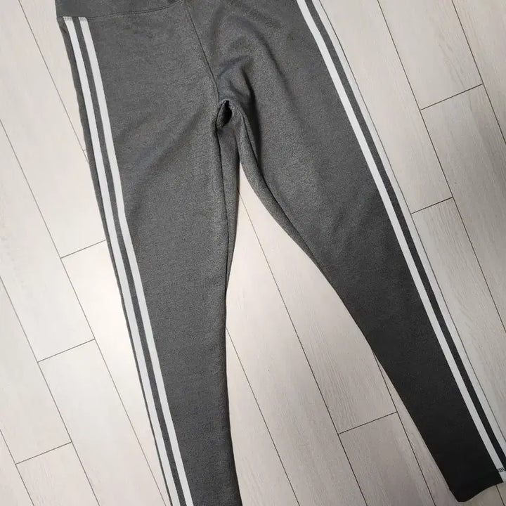 [BUNJANG] Adidas Son Na-eun High-Waist Leggings / 새상품급)아디다스 NC08 하이웨스트 손나은 레깅스 FI0830 타이즈